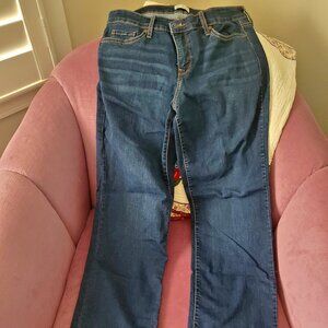 Wonderly mid-rise straight leg jeans size 8 Regular